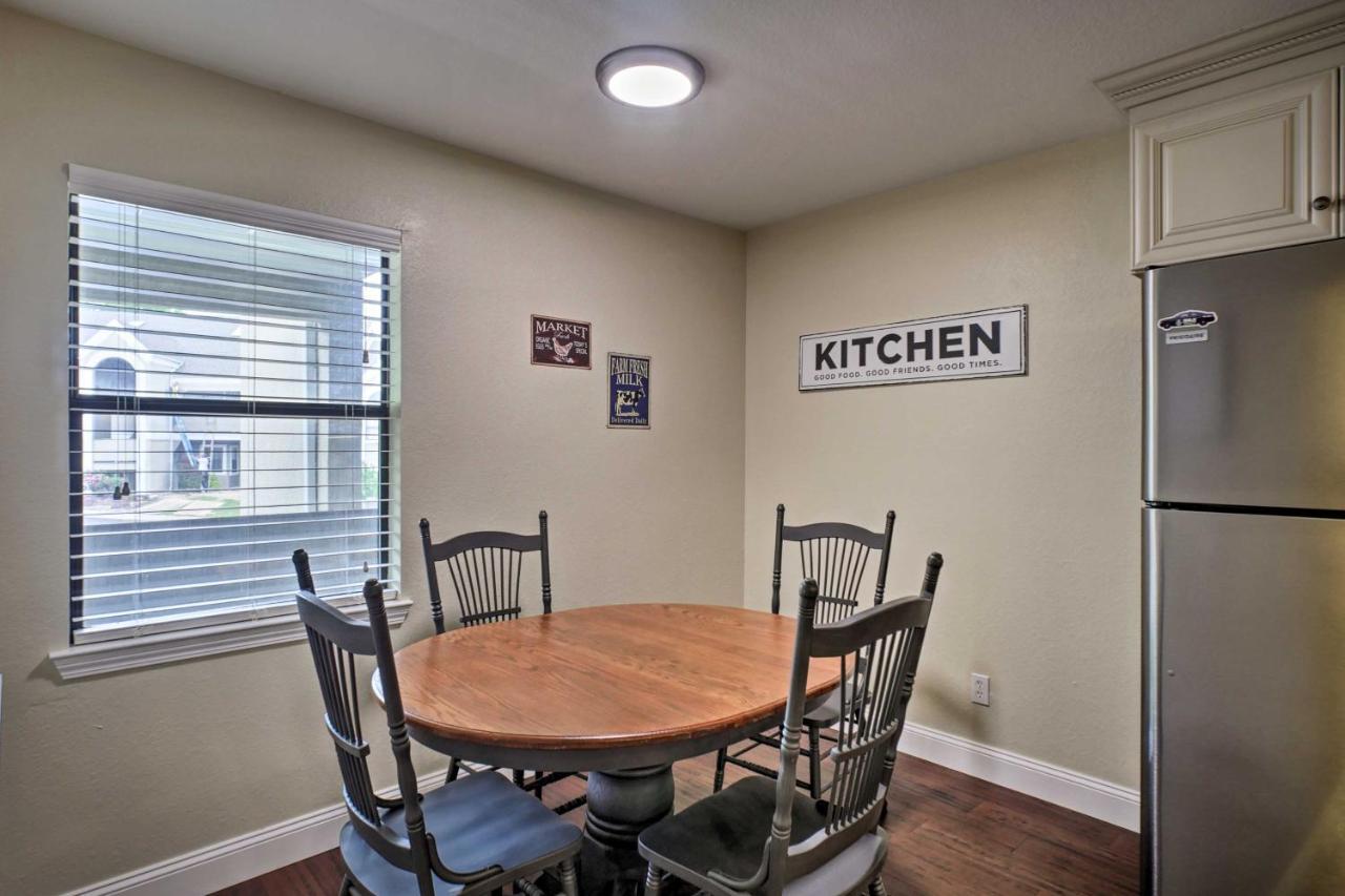 Branson Condo With Pool Access, Walk To Fishing Экстерьер фото