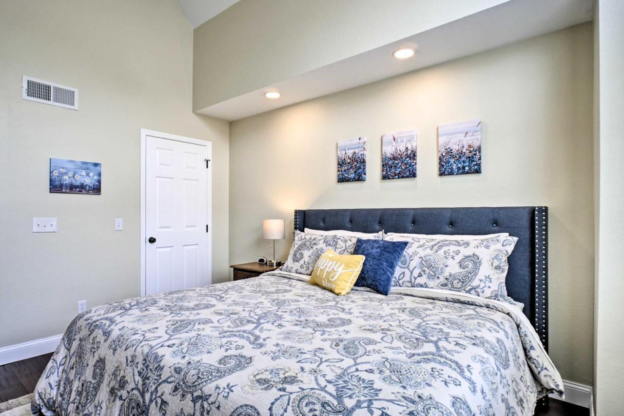 Branson Condo With Pool Access, Walk To Fishing Экстерьер фото