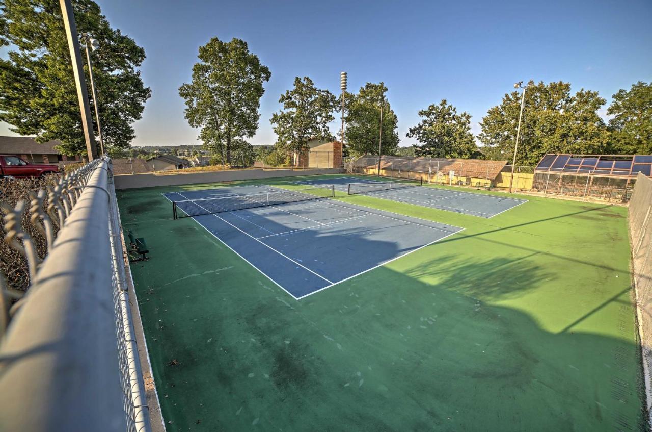 Branson Condo With Pool Access, Walk To Fishing Экстерьер фото